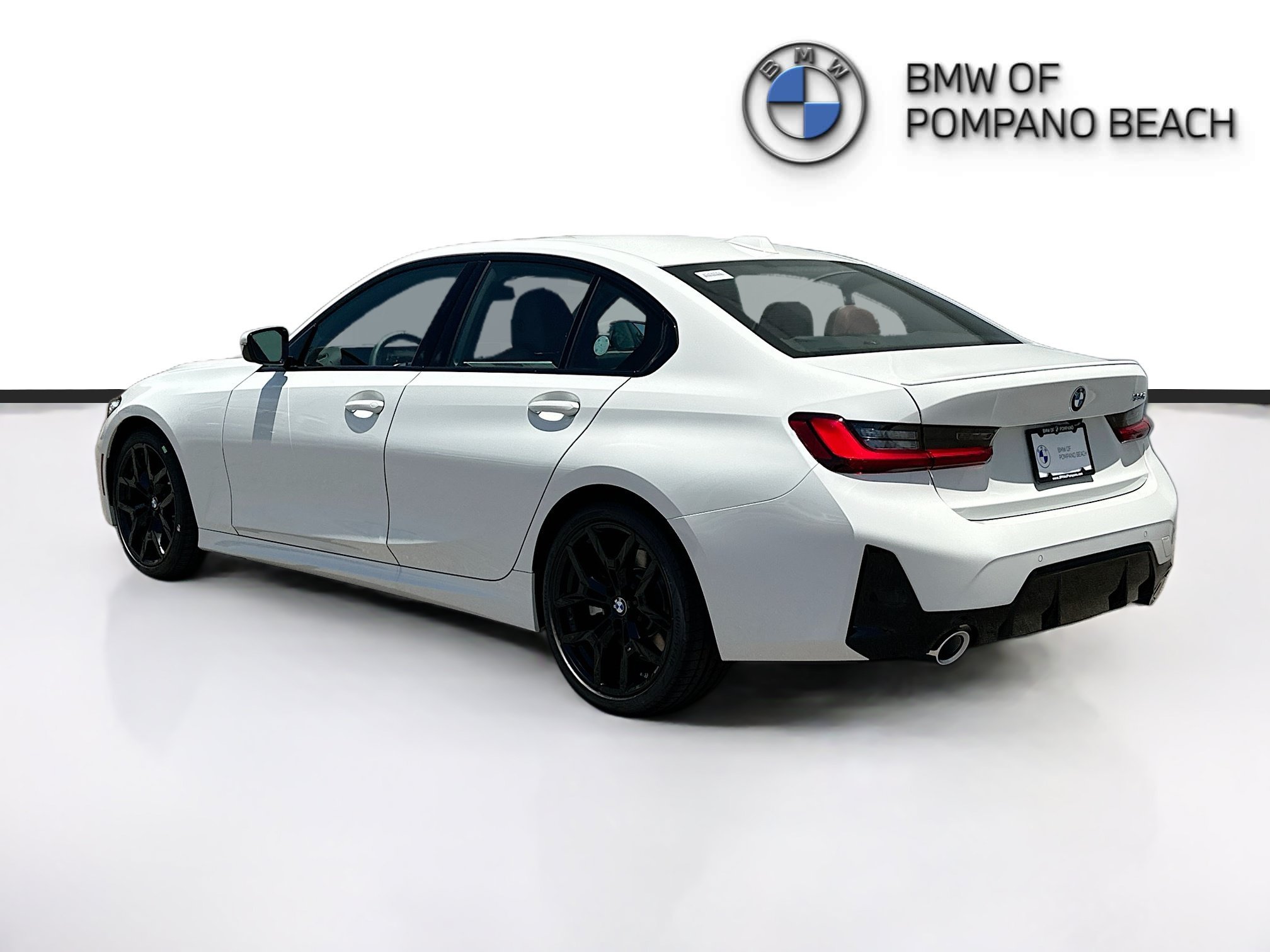 New 2026 Alpine White BMW 330i NA image 4