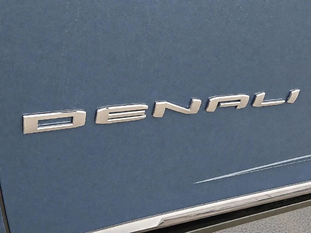 2026 GMC Yukon XL Denali Ultimate - Photo 7