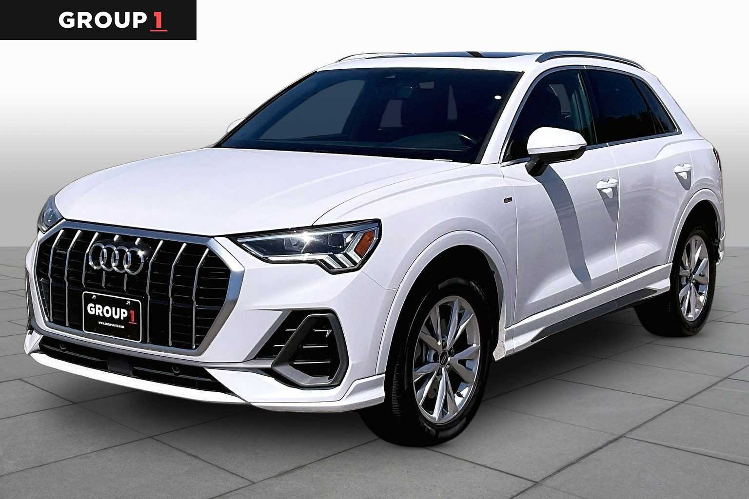 2024 Audi Q3 45 TFSI S Line Premium quattro's photo