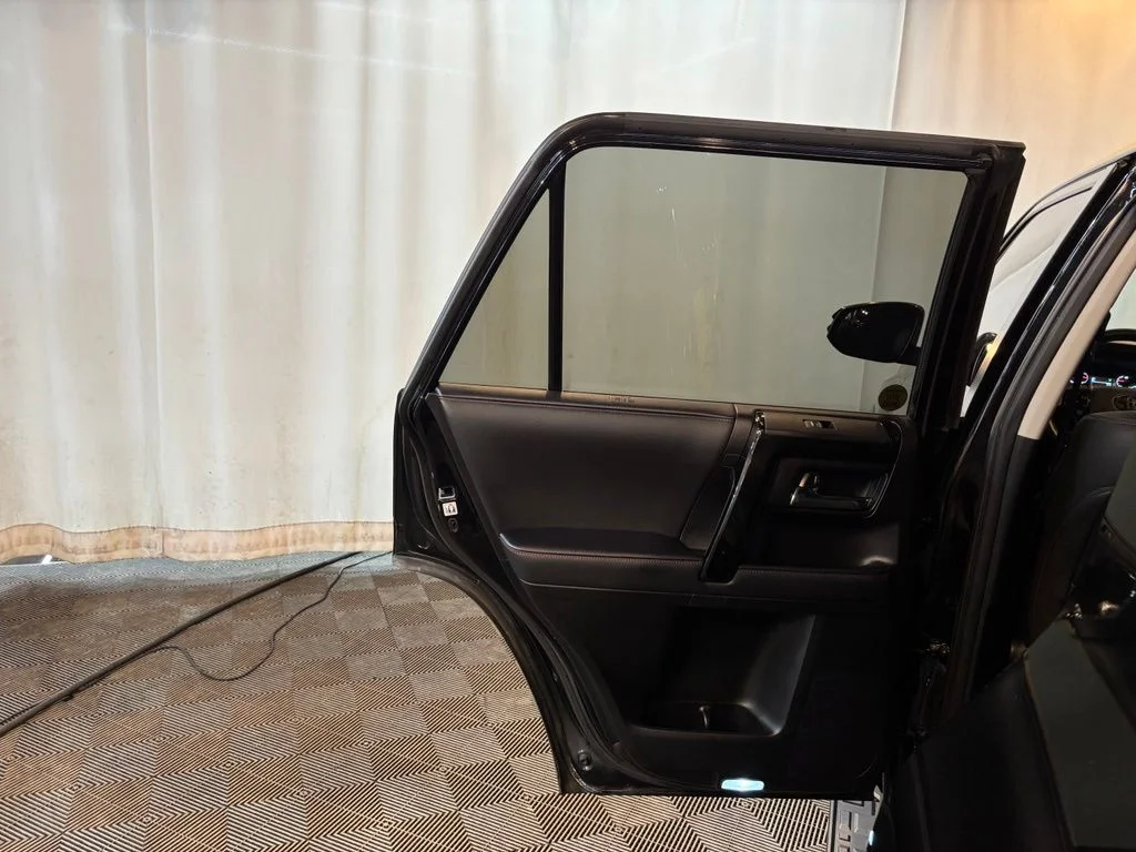 Used 2020 Midnight Black Metallic Toyota Venture image 22