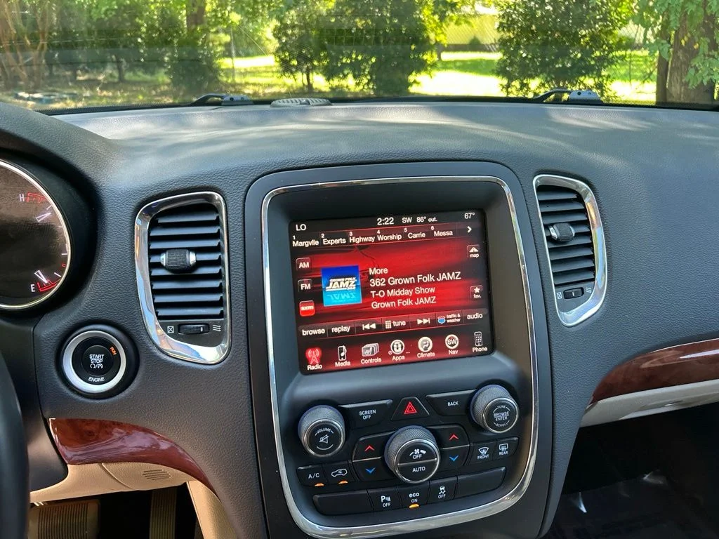 Used 2015 Black Dodge Limited image 19