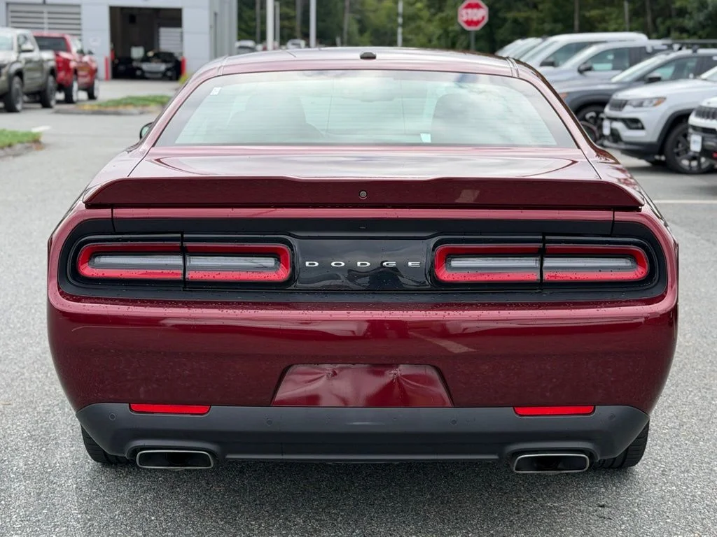 Used 2022 Red Dodge R/T image 4