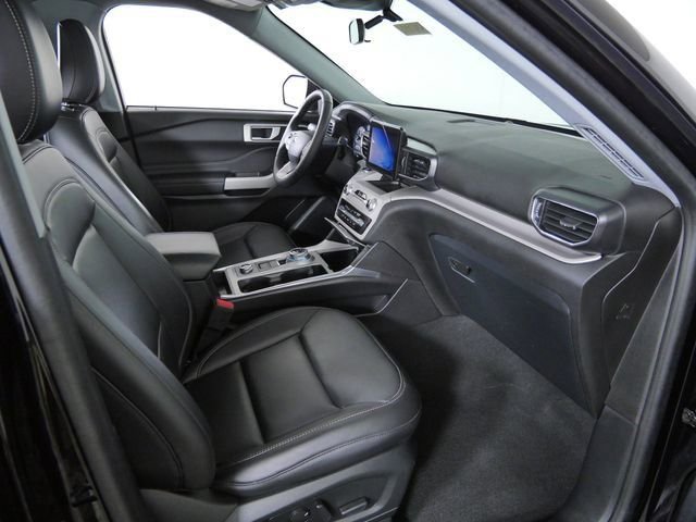 Certified Used 2024 Black Ford XLT image 12