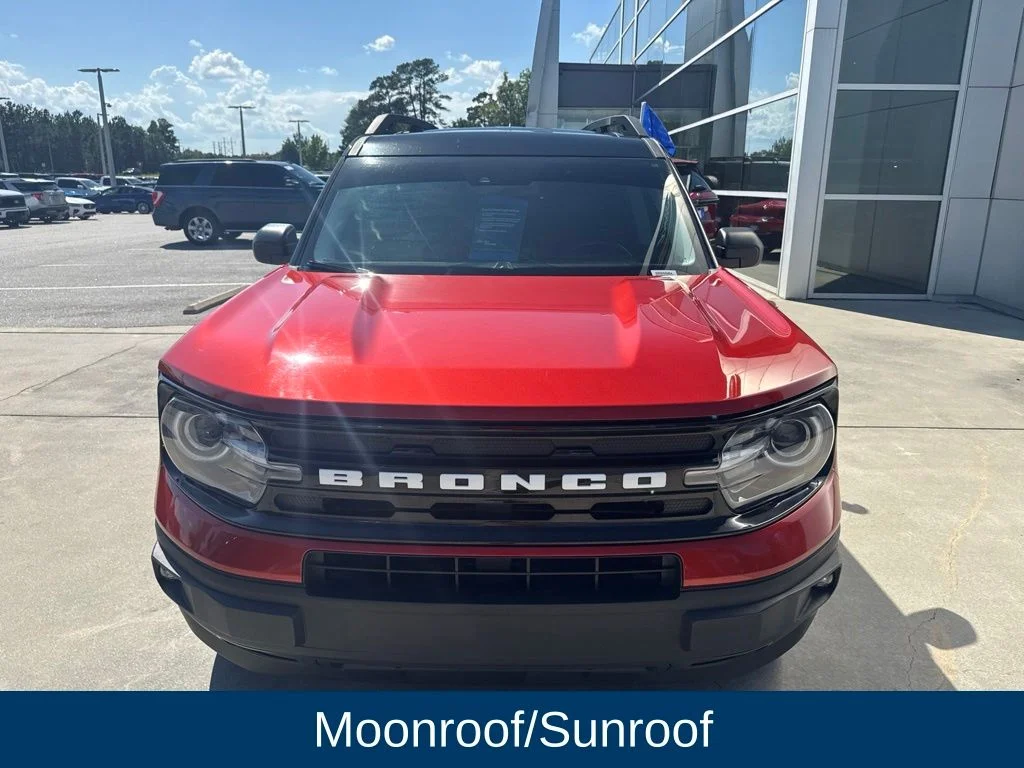 Used 2023 Hot Pepper Red Tinted Clearcoat Ford Outer Banks image 2