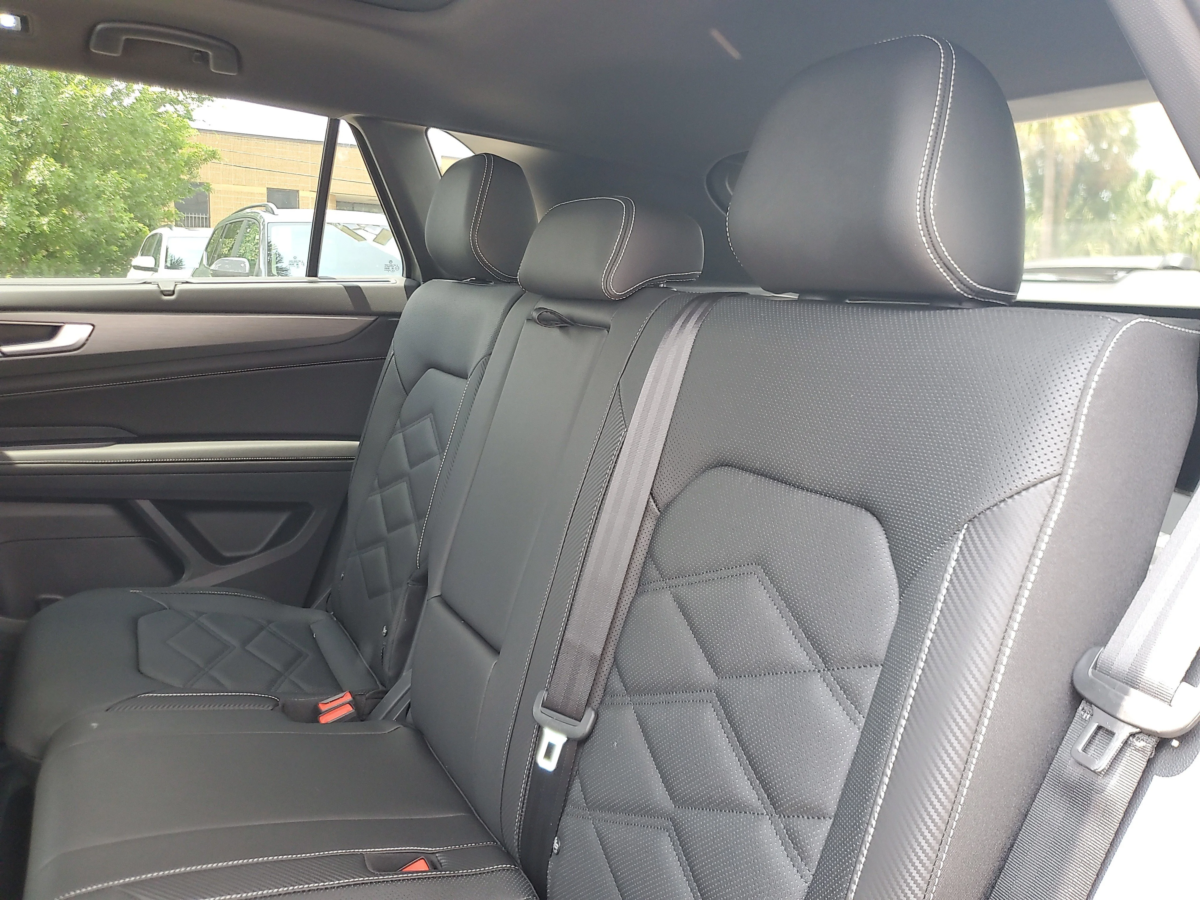 New 2026 Green Volkswagen 2.0T SE w/Technology image 10