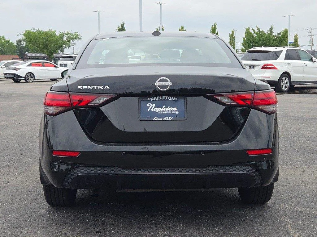 Used 2025 Super Black Nissan SV image 11