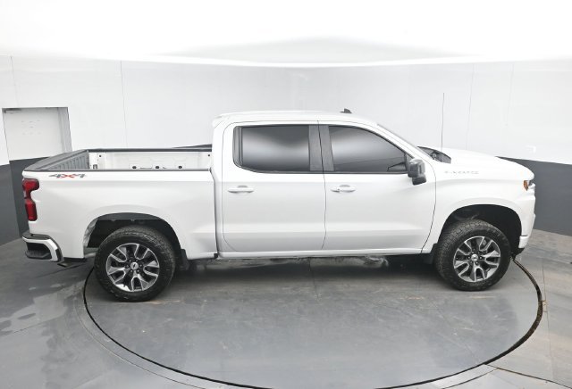 Used 2021 Beige Chevrolet RST image 37