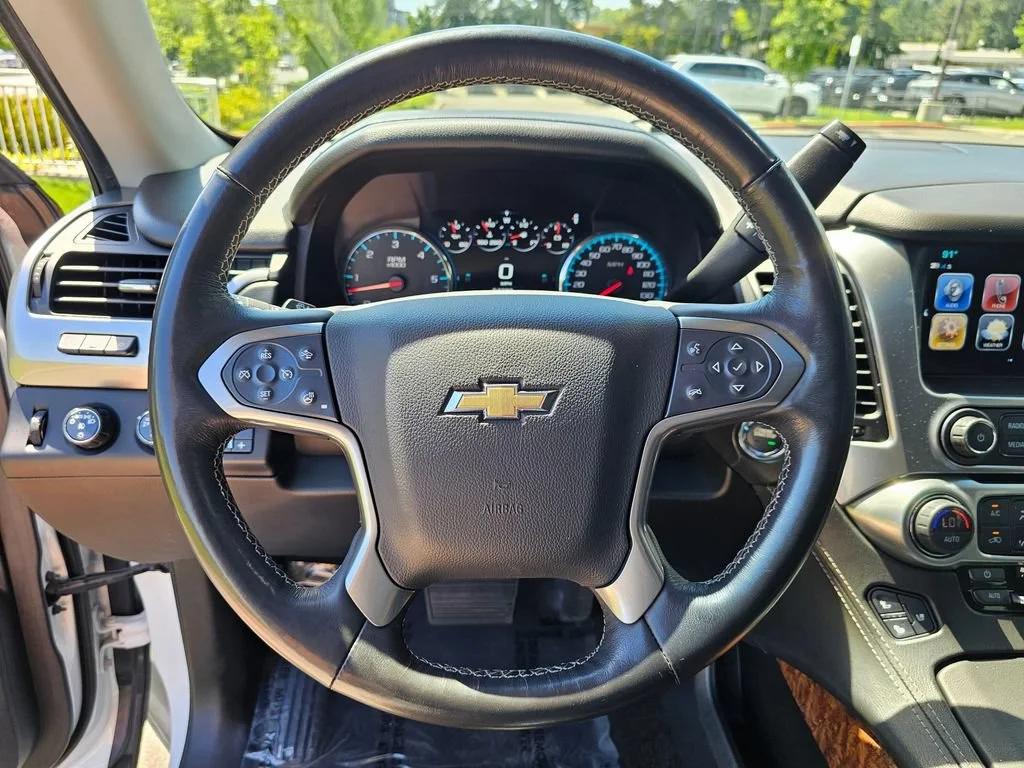 Used 2018 SUMMIT WHITE Chevrolet Premier image 29