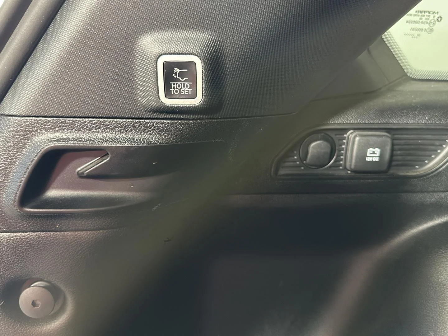 Used 2025 Silver Zynith Jeep Altitude X image 11