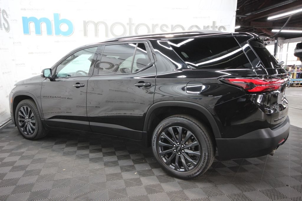 Used 2023 Black Chevrolet RS image 3