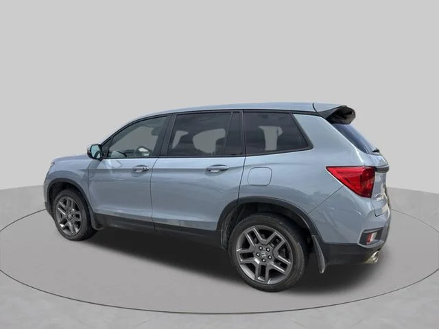 Used 2023 Gray Honda EX-L image 4