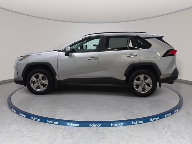 2024 Toyota RAV4 XLE - Photo 8