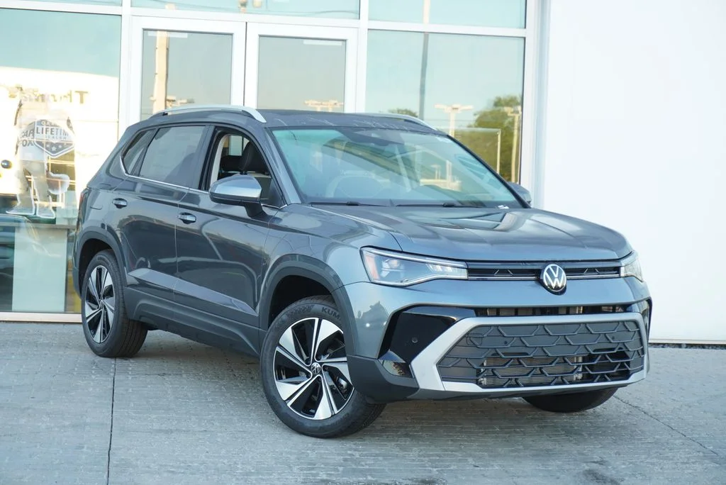 New 2026 Gray Volkswagen 1.5T SE image 3