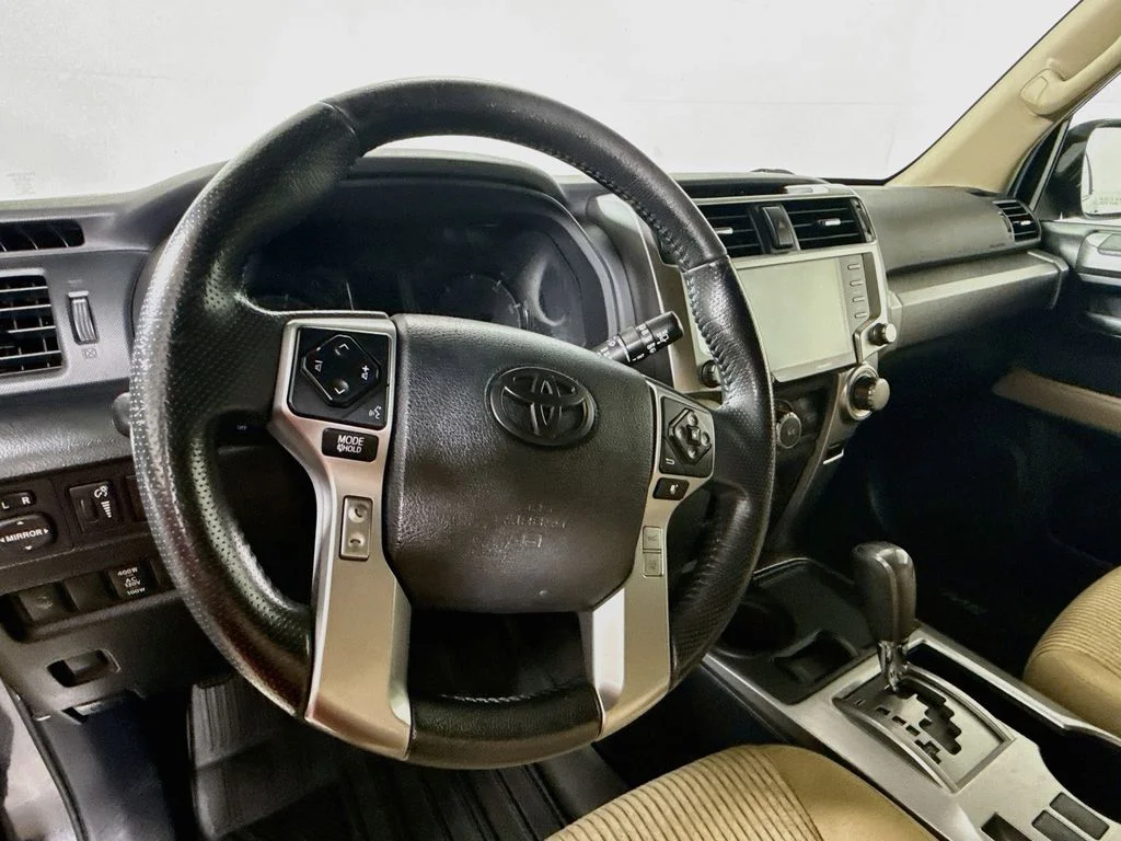 Used 2021 Magnetic Gray Metallic Toyota SR5 image 11