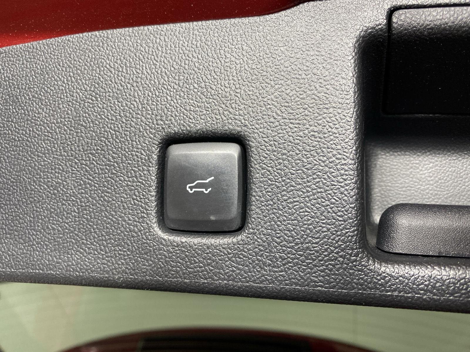 Used 2023 Rapid Red Metallic Tinted Clearcoat Ford Active image 24