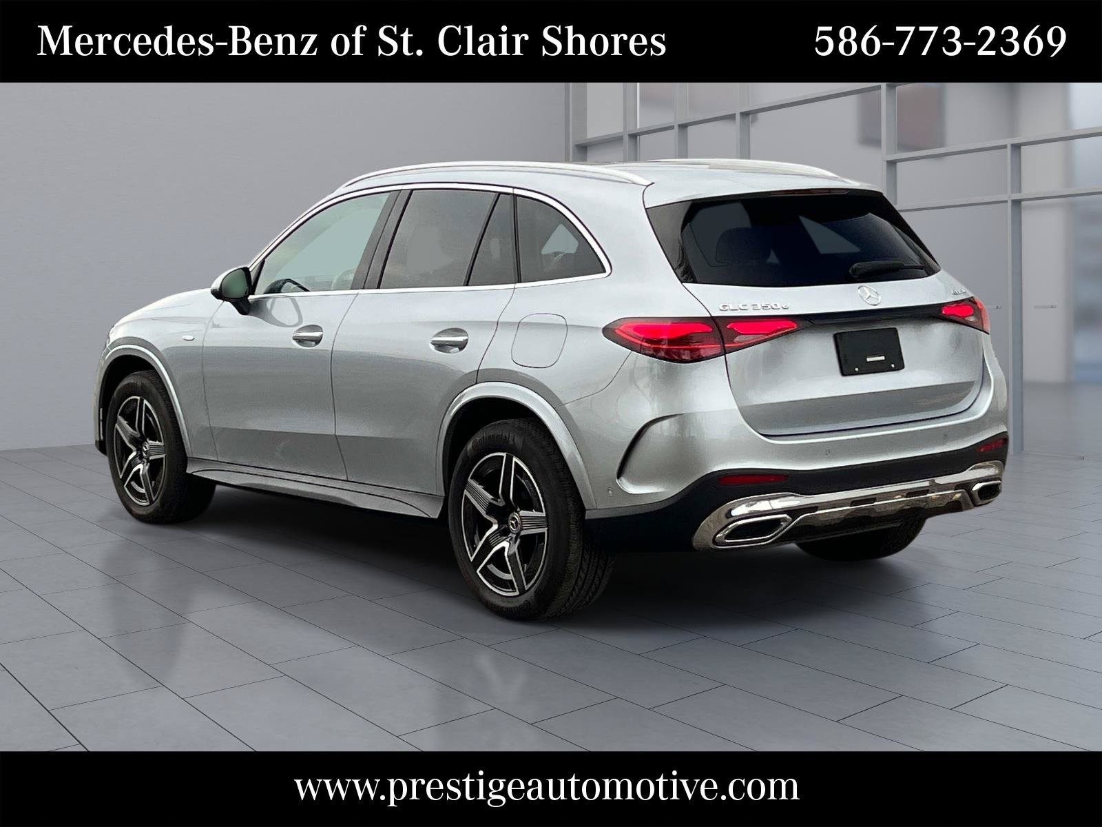 Certified Used 2025 Silver Mercedes-Benz GLC 350e image 3