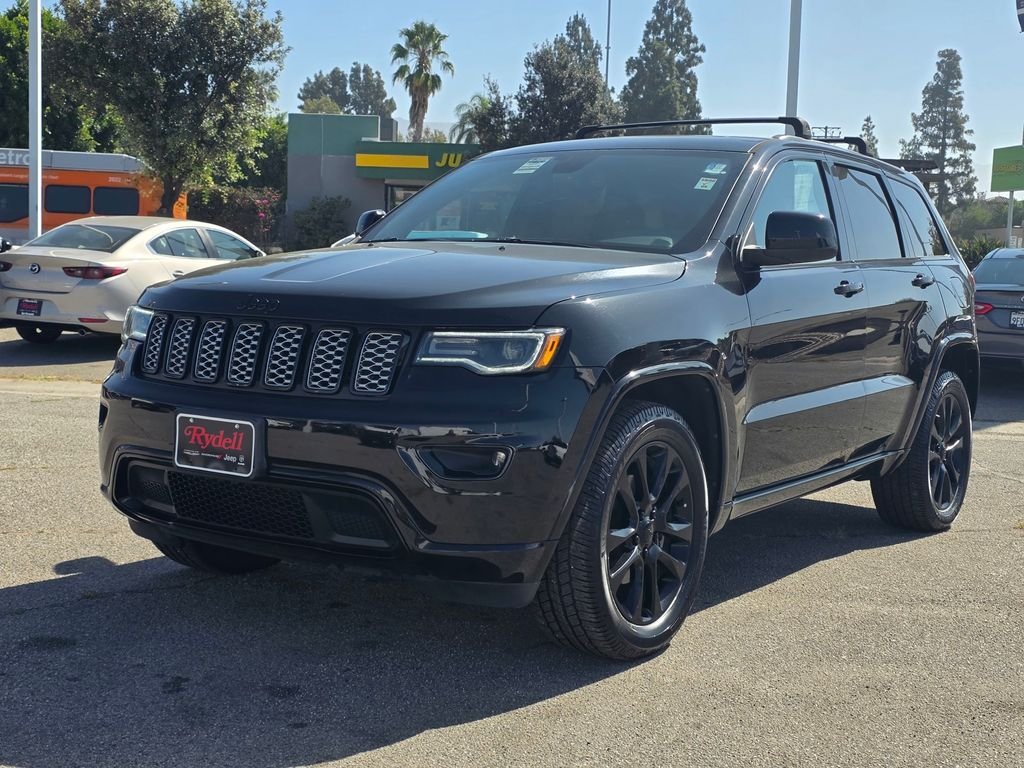 Certified Used 2020 Black Jeep Altitude image 10