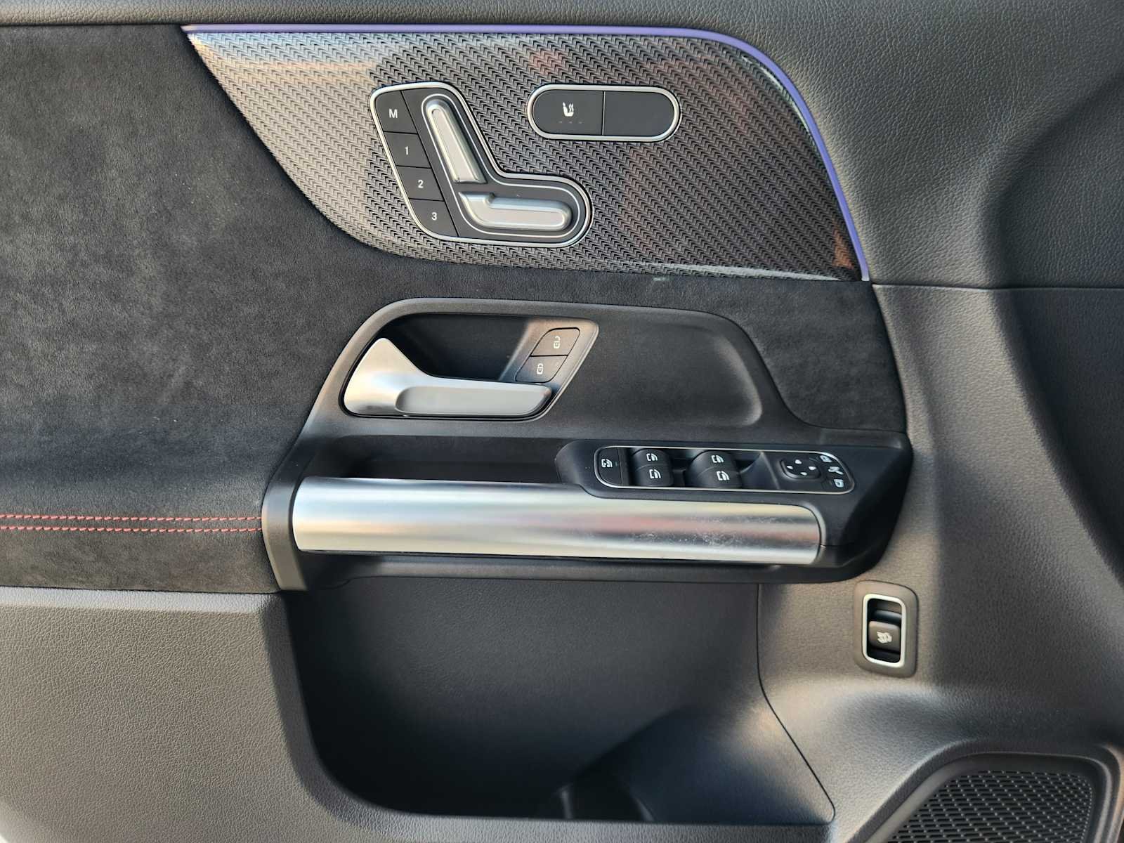 Used 2023 Iridium Silver Metallic Mercedes-Benz GLA 250 image 20