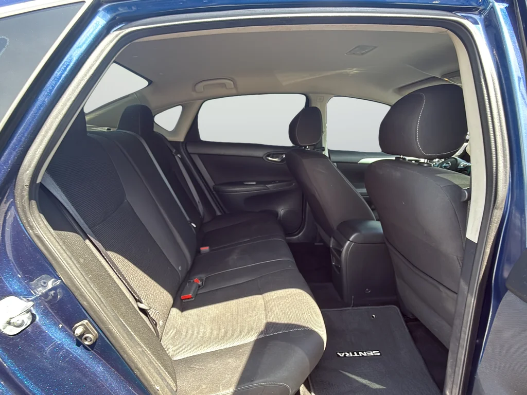 Used 2019 Blue Nissan S image 13