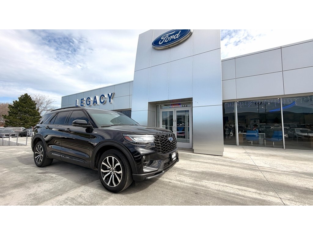 2025 Ford Explorer ST-LINE 4WD (PL535)'s photo