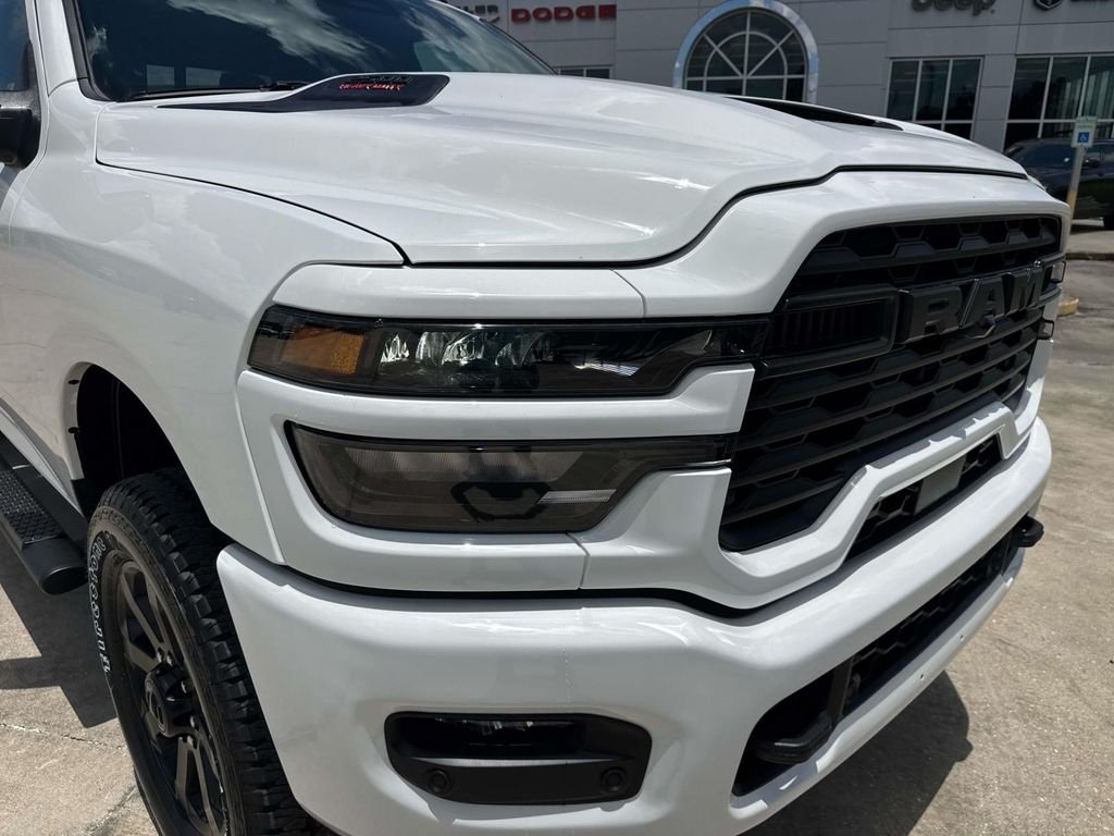 New 2026 Bright White Clear-Coat Exterior Paint RAM Black Express image 5
