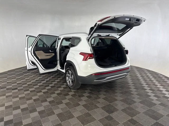 Used 2023 White Hyundai SEL image 21