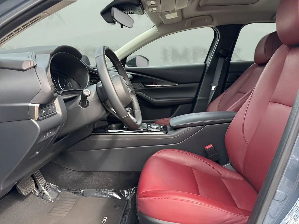 Used 2025 Gray Mazda 2.5 S Carbon Edition image 9