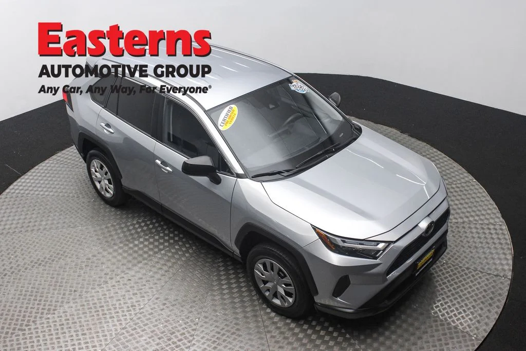 Used 2024 Silver Toyota LE image 3