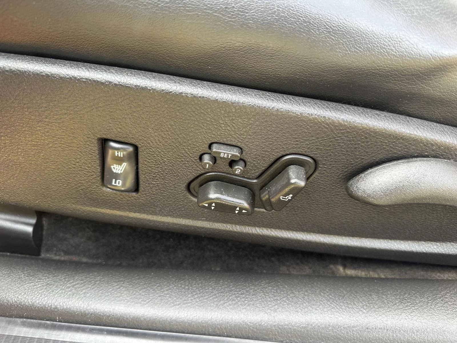 Used 2004 Redline Red Chevrolet LS image 12