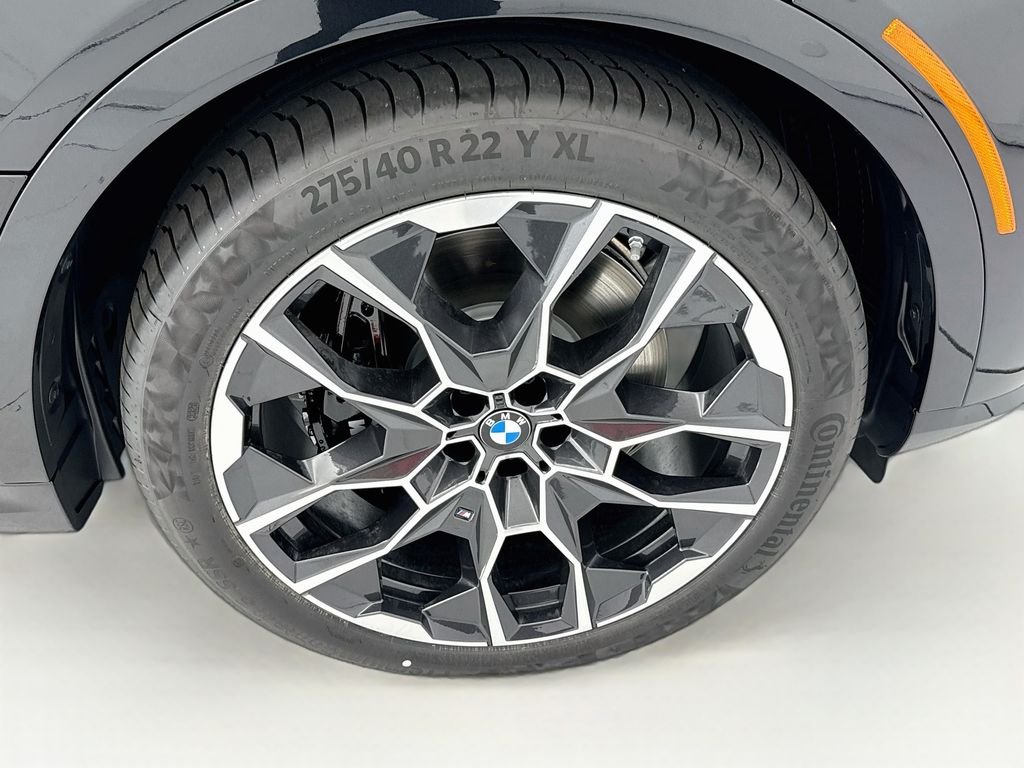 New 2027 Black Sapphire Metallic BMW xDrive40i image 31