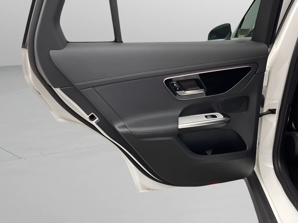 2024 Mercedes-Benz GLC GLC 300 - Photo 26