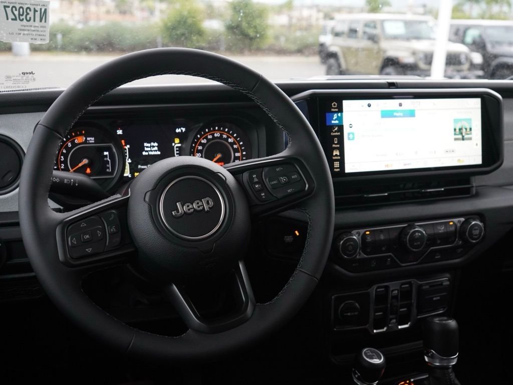 New 2026 Granite Crystal Metallic Clear-Coat Exterior Paint Jeep Sport S image 26