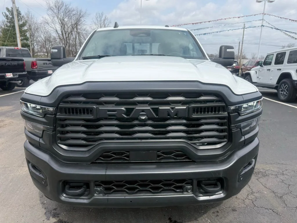 New 2025 Bright White Clear-Coat Exterior Paint RAM Tradesman image 8