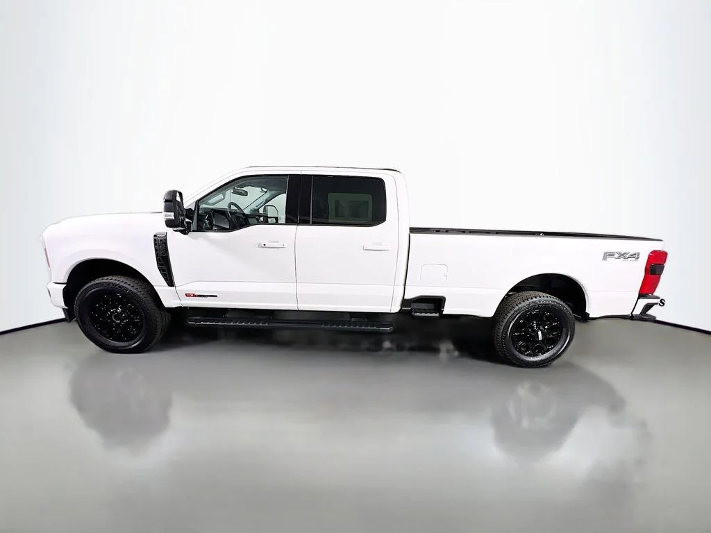 New 2026 Star White Metallic Tri-Coat Ford Lariat image 6