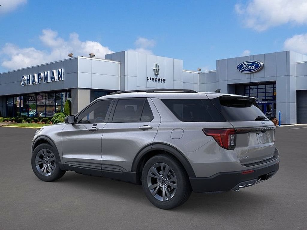 New 2026 Carbonized Gray Metallic Ford Active image 4