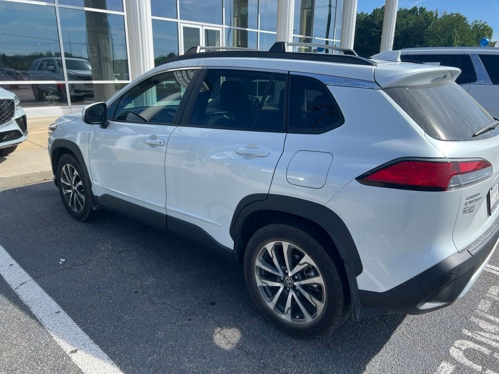 Used 2024 Beige Toyota XLE image 3