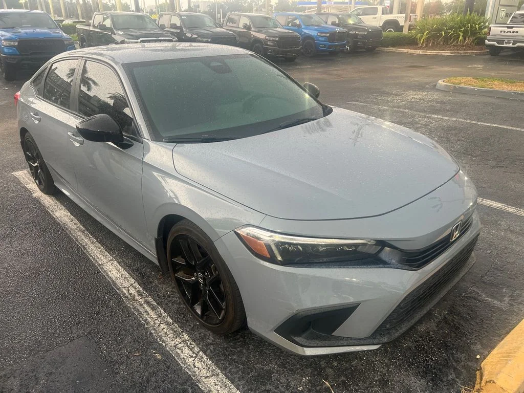 Used 2024 Gray Honda Sport image 3