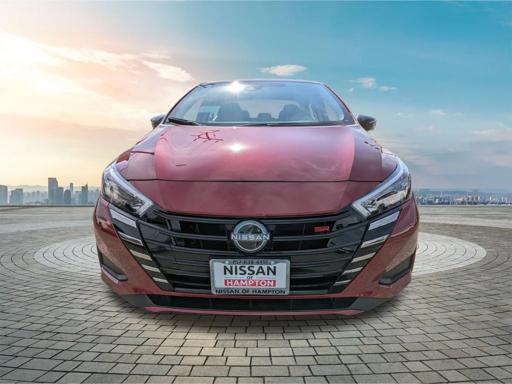 2025 Nissan Versa Sedan SR - Photo 9