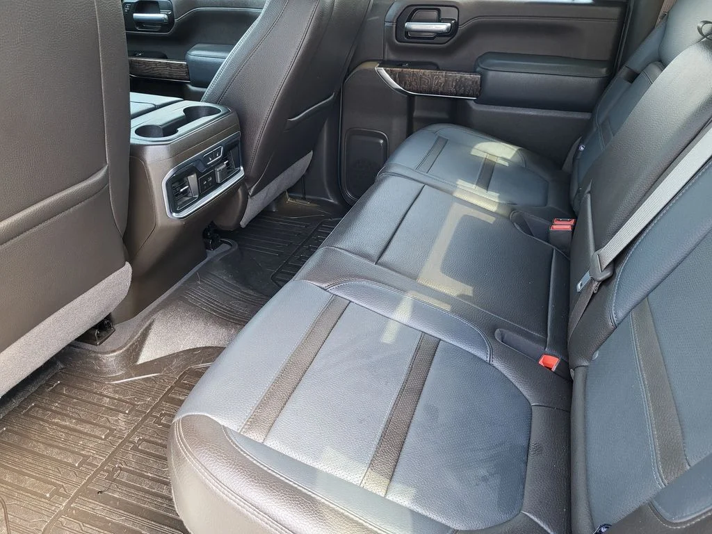 Used 2022 Summit White GMC Denali DRW image 22
