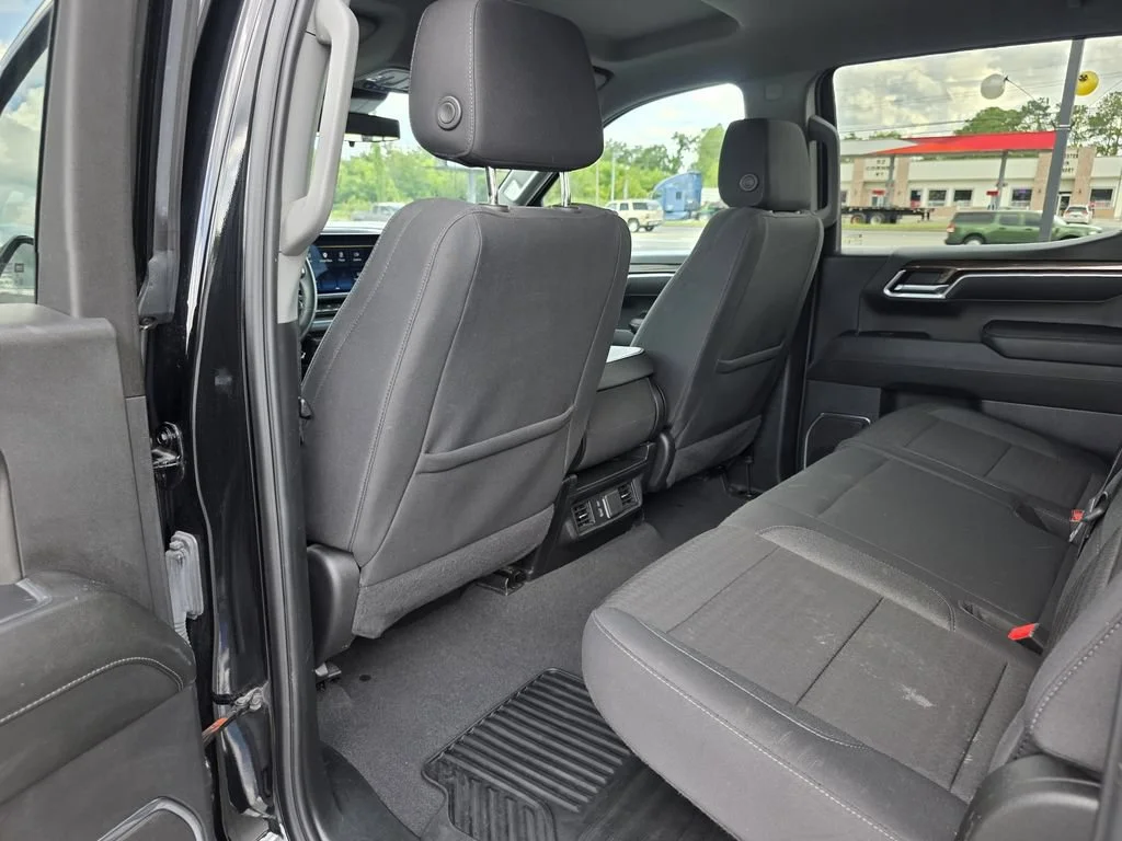 Used 2025 Black Chevrolet LT image 12