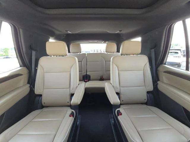 Used 2023 Beige Chevrolet Premier image 20