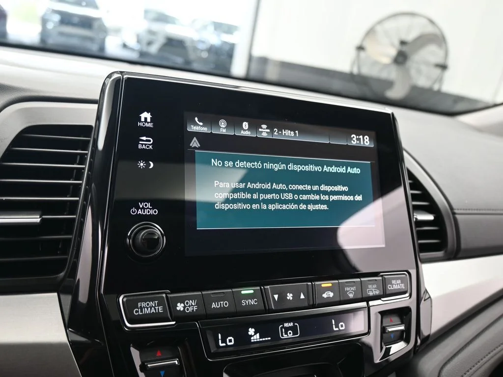 Used 2024 Gray / Black Honda EX-L image 18