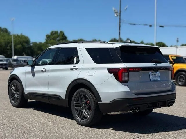 New 2026 Space White Metallic Ford ST image 9