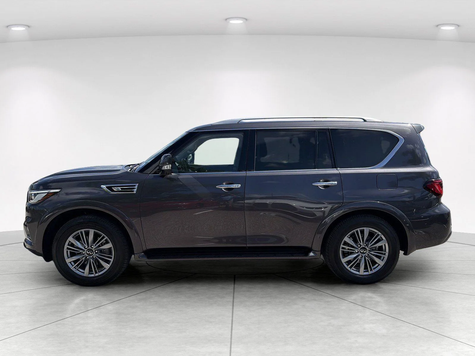 Used 2022 Gray INFINITI LUXE image 7