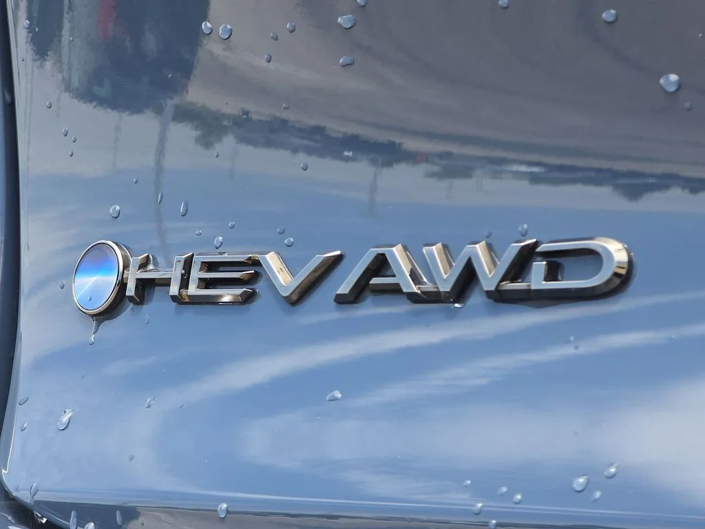 Used 2025 White Toyota Nightshade image 36