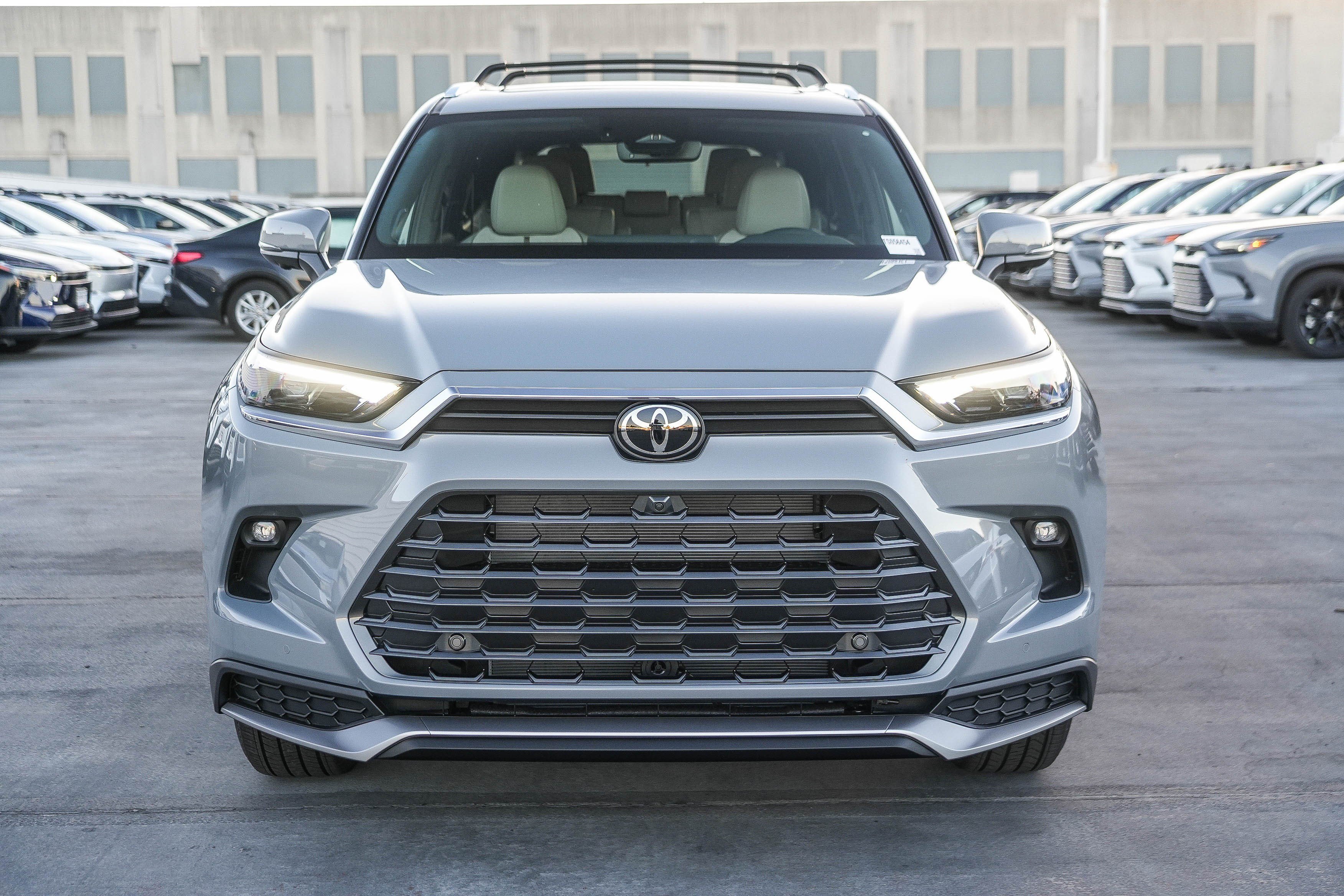 New 2026 Cement Toyota  MAX Limited image 4