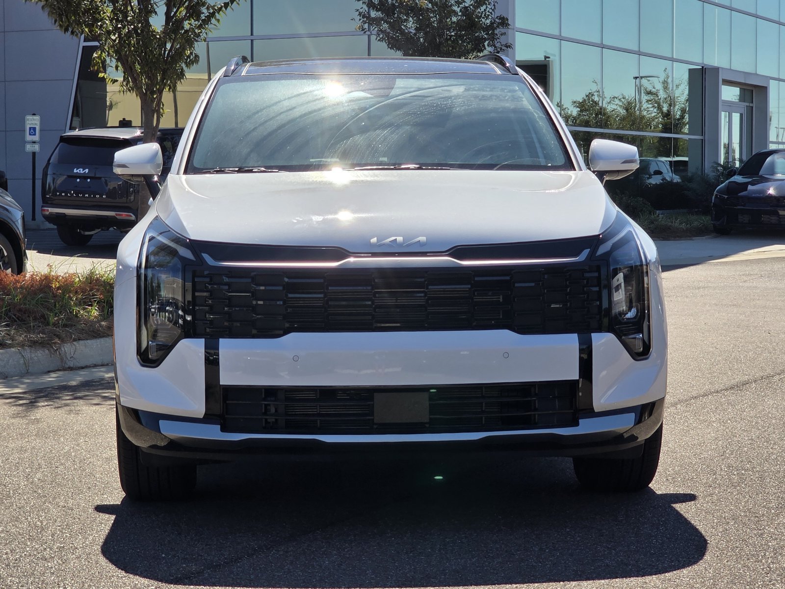 Used 2026 White Kia SX image 2