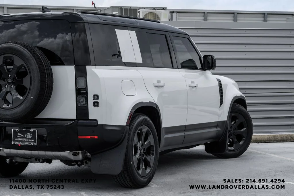 New 2026 Fuji White Land Rover S image 10