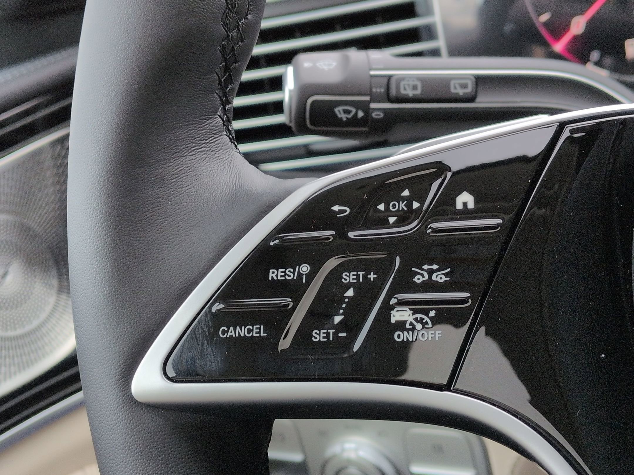 New 2026 Polar White Mercedes-Benz GLE 450 image 63