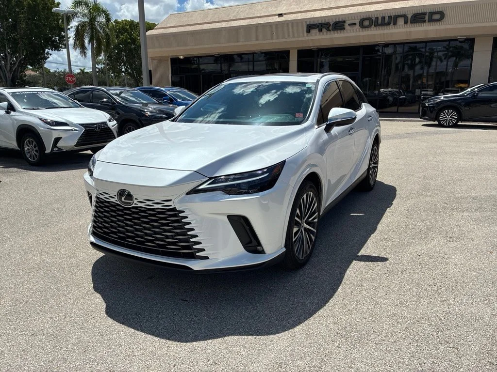 Certified Used 2024 White Lexus 350h Premium Plus image 2